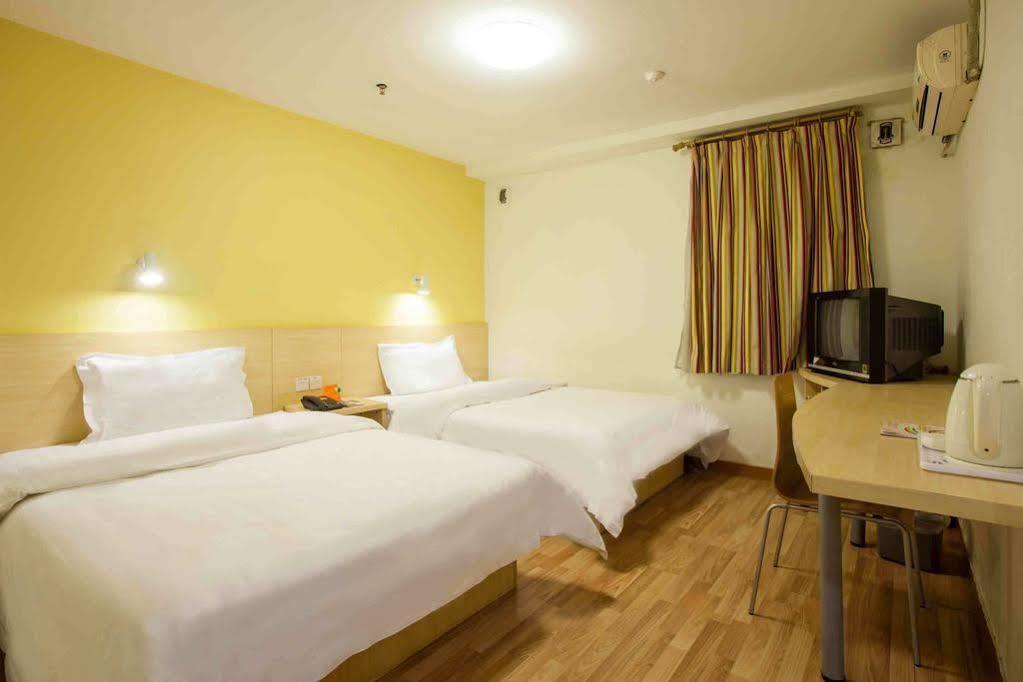 7 Days Xizhimen Jiaotong Zoo Hotel Peking